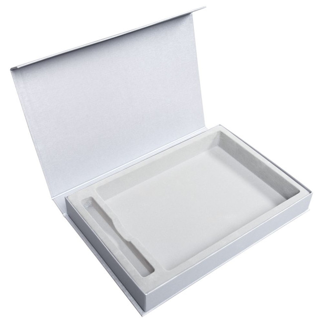 Коробка Silk с ложементом под ежедневник 15х21 см и ручку, ver.2, серая Коробка Silk с ложементом под ежедневник 15х21 см и ручку, ver.2, серая